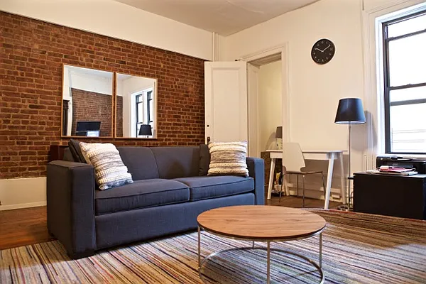 Rented by Apt 168 Inc | media 22