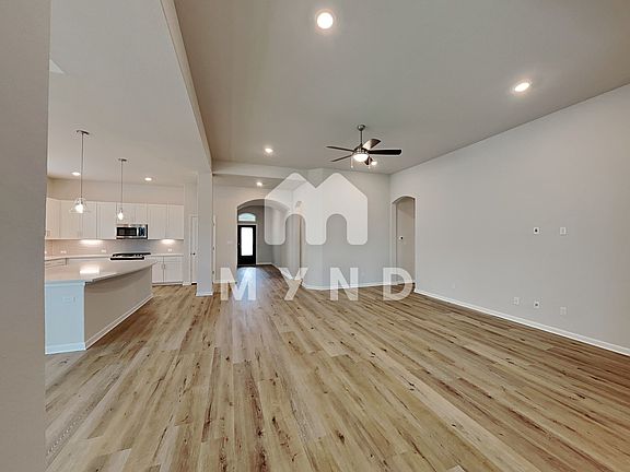 4th image of 131 Osceola Dr