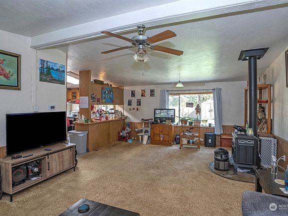 5th image of 20119 56th Avenue Ct E