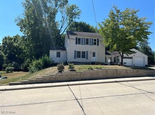 3874 Prospect St, Mogadore, OH 44260