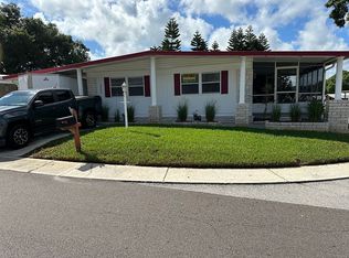2201 Miramont Cir, Valrico, FL 33594