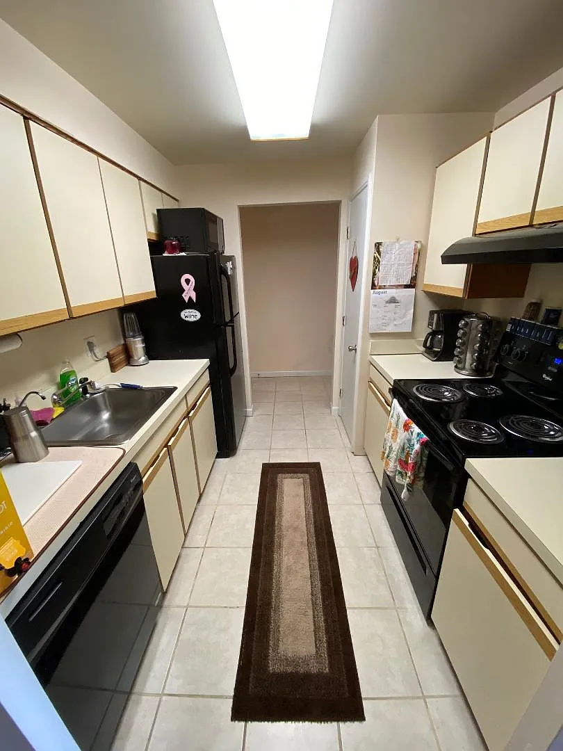 1 bed, 890 sqft, $1,399 — Photo 1