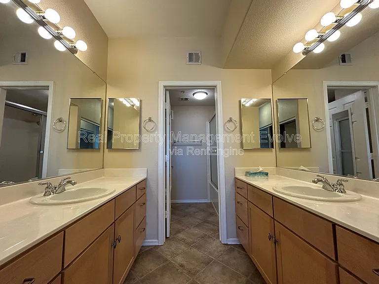 425 W Rio Salado Pkwy #317 — Photo 27