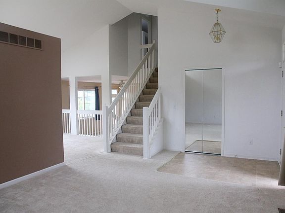 5th image of 6094 Gabrielle Ave