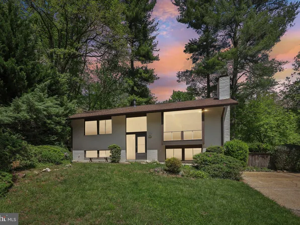 11 Watchwater Way, Rockville, MD 20850
