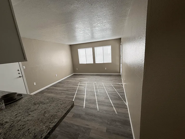 Vista Del Sol Apartments — Photo 44