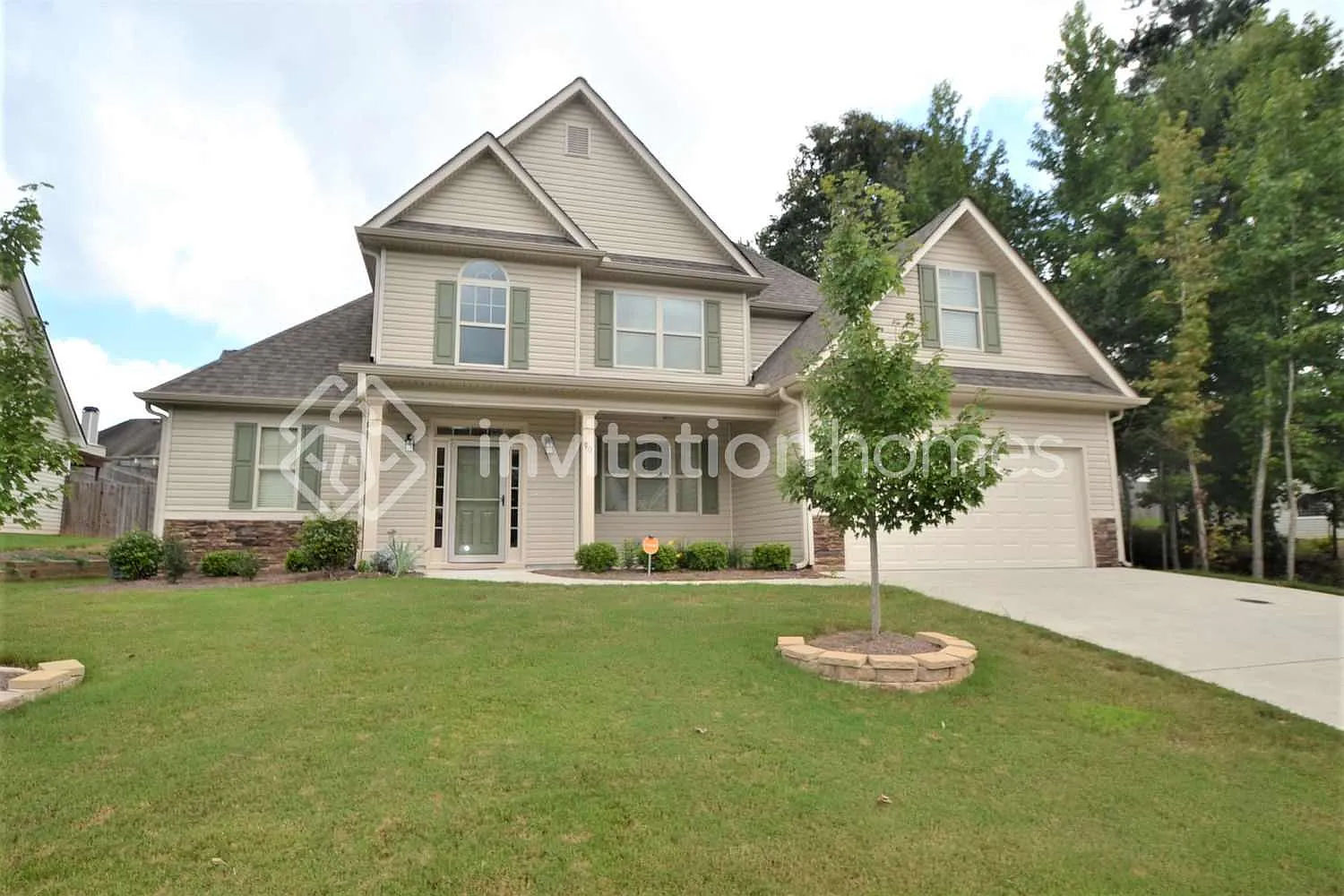 90 Bedford Park Dr Newnan, GA 30263 — Photo 1