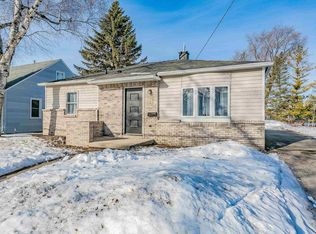319 S Lee St, Appleton, WI 54915