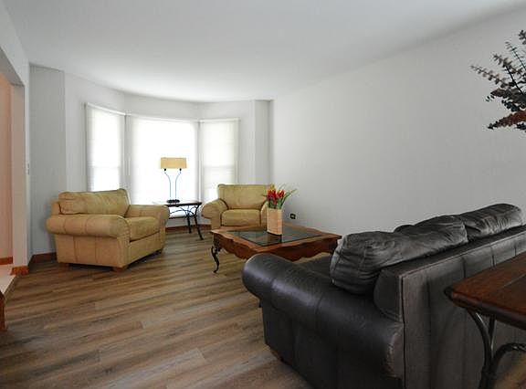 5th image of 2008 Saint Andrews Dr