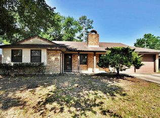 2027 Ottawa Ln, Houston, TX 77043