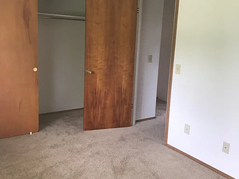 Riverview interior room