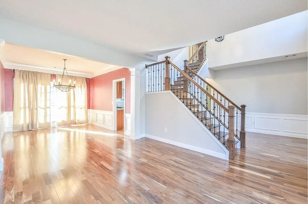 4 bed, 2.5 bath, 2184 sqft, $2,680 — Photo 3