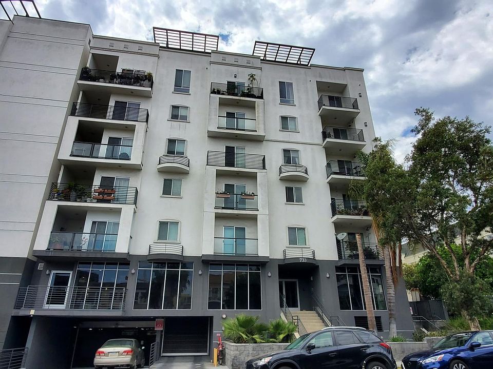 1st image of 733 S Manhattan Pl Unit 403