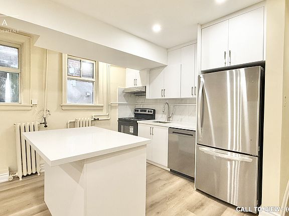 4th image of 157 Wychwood Ave #1