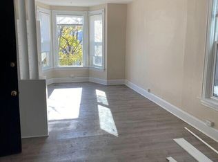 2416 W Belle Plaine Ave #2, Chicago, IL 60618