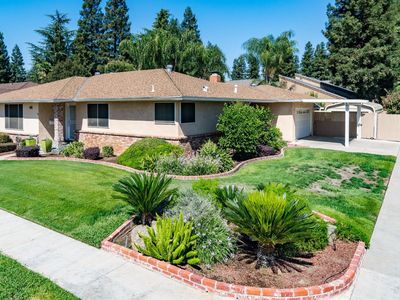 2686 E Warner Ave, Fresno, CA, 93710
