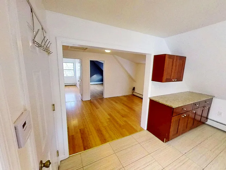 316 Summer Ave #3 — Photo 10