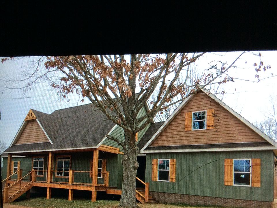 1st image of 55 Country Wood Dr