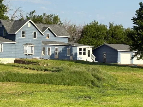 46276 263rd St, Hartford, SD 57033