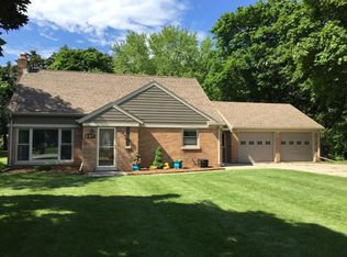 810 North St, Belgium, WI 53004