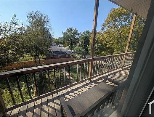 2122 Chippewa St #2F — Photo 7