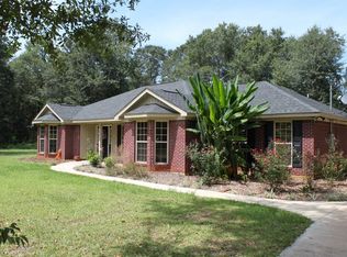 10430 Mason Ferry Rd, Wilmer, AL 36587