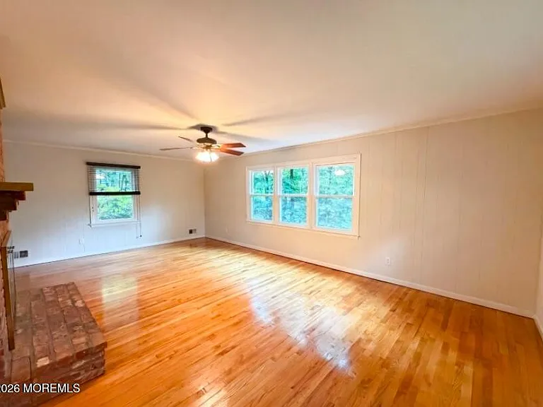 104 Wexford Way — Photo 18