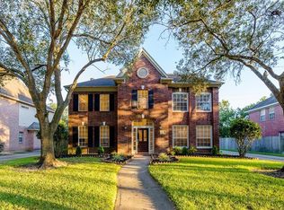 3827 Elkins Rd, Sugar Land, TX 77479