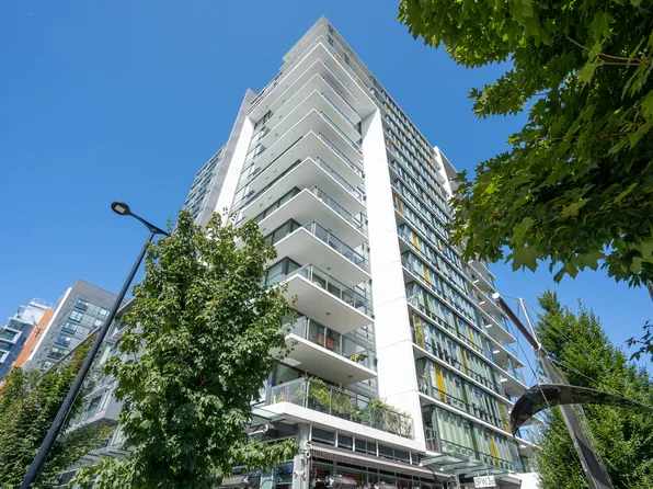 159 W 2nd Ave #619, Vancouver, BC V5Y 0L8