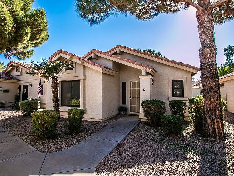 1st image of 1120 N Val Vista Dr Unit 107