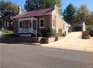 620 Locust St, Washington, MO 63090