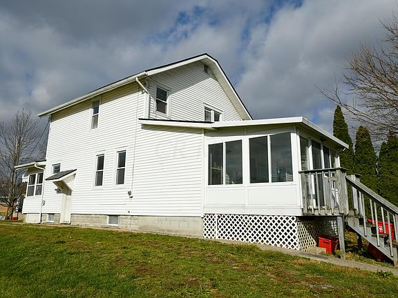 4th image of 78 E Lincoln Ave
