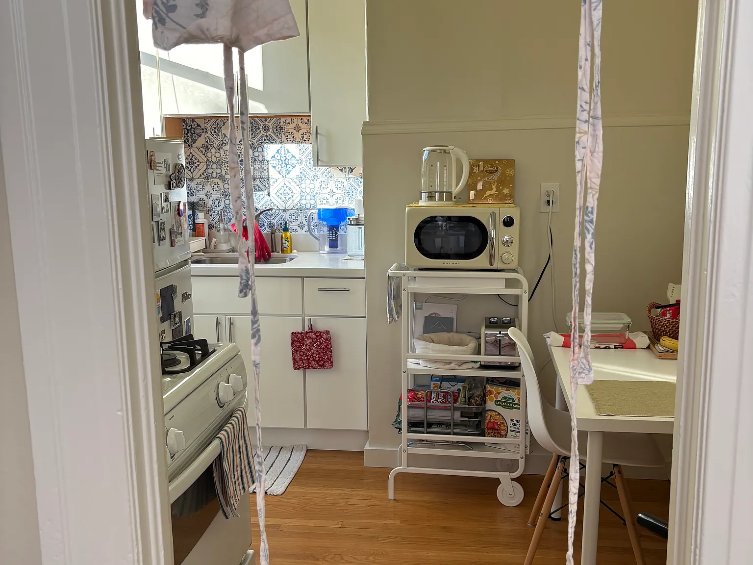 Studio, 450 sqft, $2,895 — Photo 3