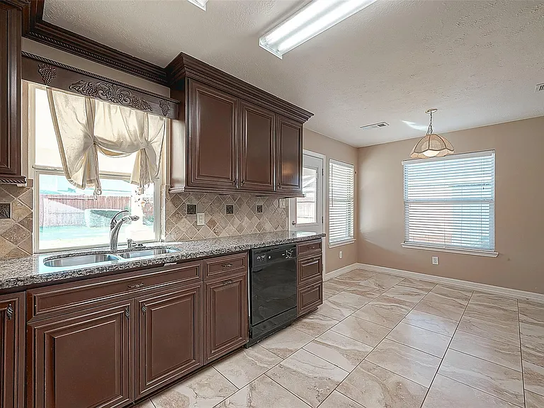 11111 Cactus Point Ct — Photo 16