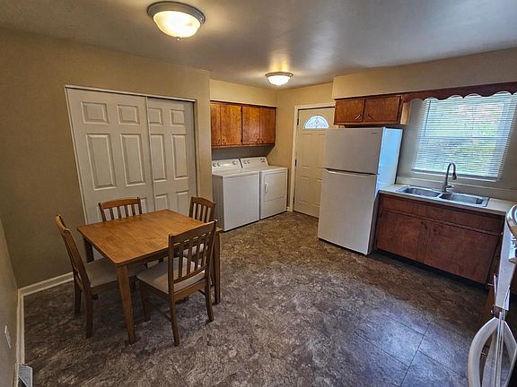 2nd image of 4305 Sioux Ln APT 3