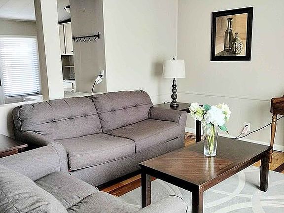 2nd image of 404 Mission Creek Dr
