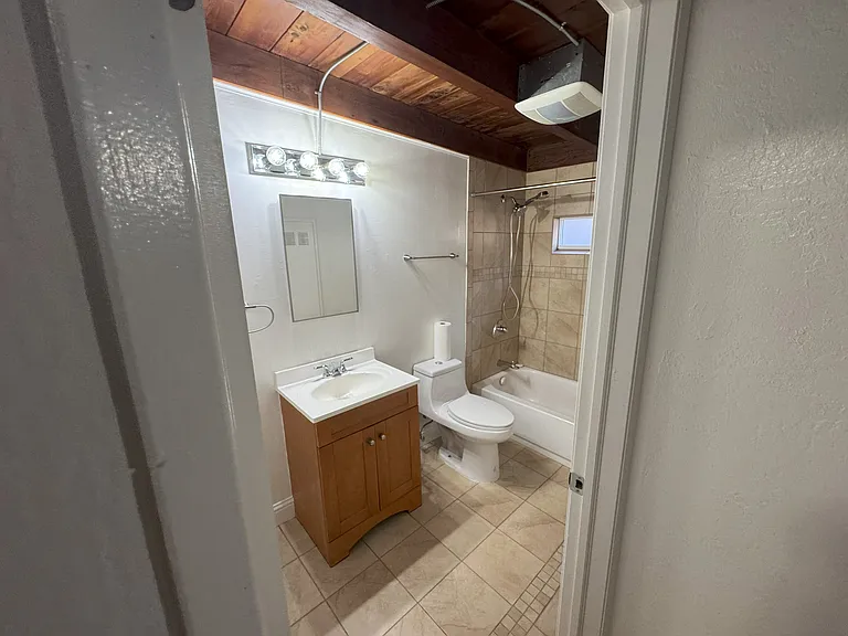 3765 Paradise Ave #1 — Photo 4
