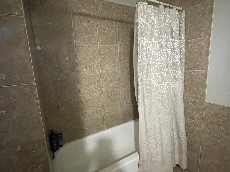 4779 Yorkfield Cir — Photo 28