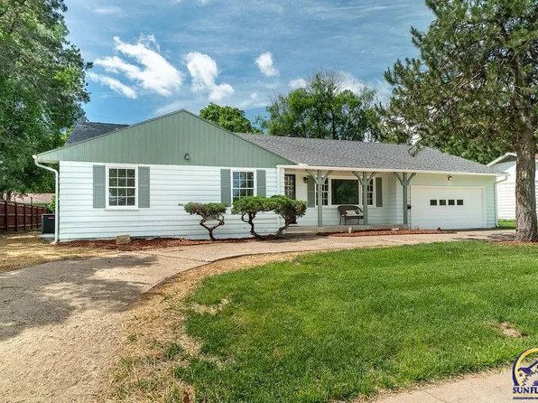 4309 SW 29th St, Topeka, KS 66614