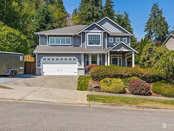 2nd image of 1518 7th Street Pl SE