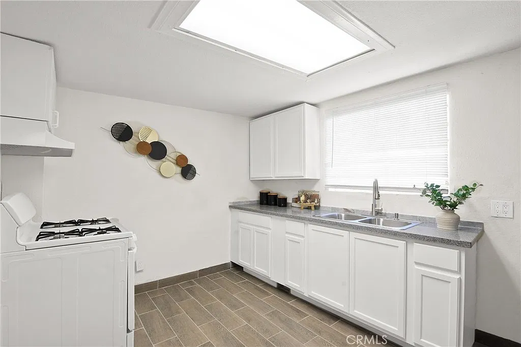 1 bed, 1281 sqft, $1,750 — Photo 4