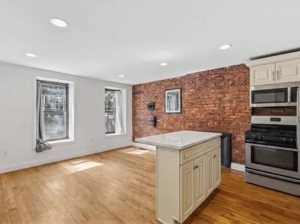 585 Putnam Avenue image 1 of 8
