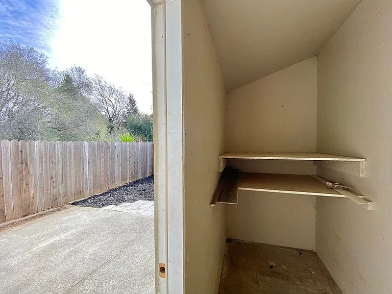 Adobe Creek Apartments — Photo 23