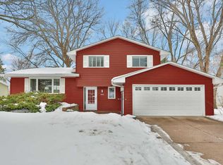 6233 Linden Rd, Woodbury, MN 55125
