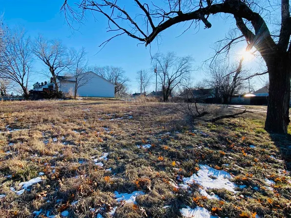 2519 E Shadybrook Ln, Wichita, KS 67214