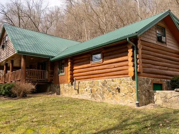 3442 Reid Ridge Road, Cameron, WV 26033