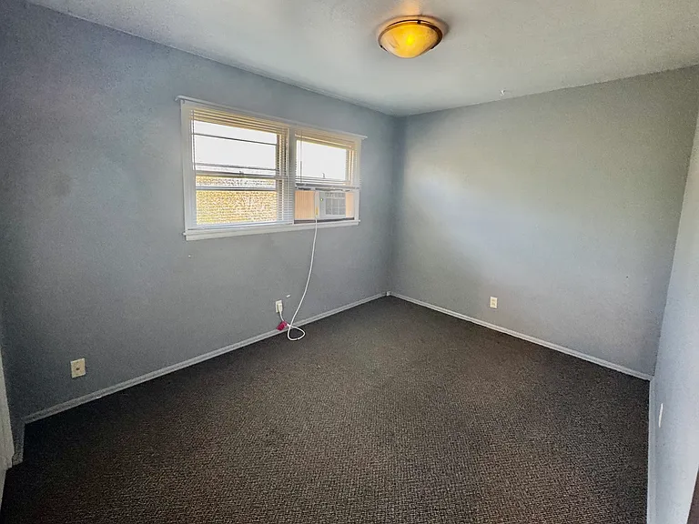 728 Saint Charles St #3 — Photo 9