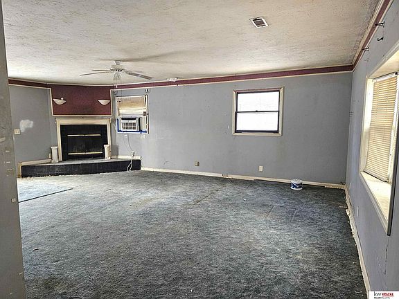 4th image of 525 S 3rd St