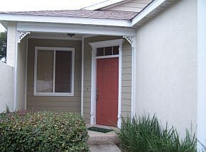 1st image of 1029 NE 31st Ter