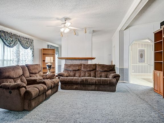 5th image of 1031 Poydras Pl